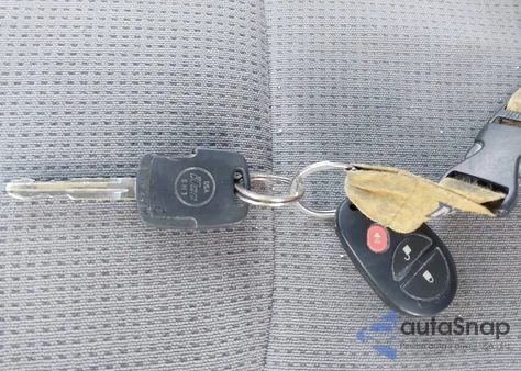 2004 Toyota Sienna Le from USA, damaged, VIN 5TDZA23CX4S143143